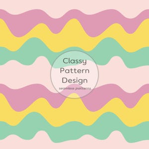 Può includere: Un design a motivi senza cuciture con strisce ondulate in colori pastello. Il design include onde rosa, gialle e verde menta su uno sfondo rosa chiaro. Il testo "Classy Pattern Design" è in un cerchio, con "seamless patterns" sotto.