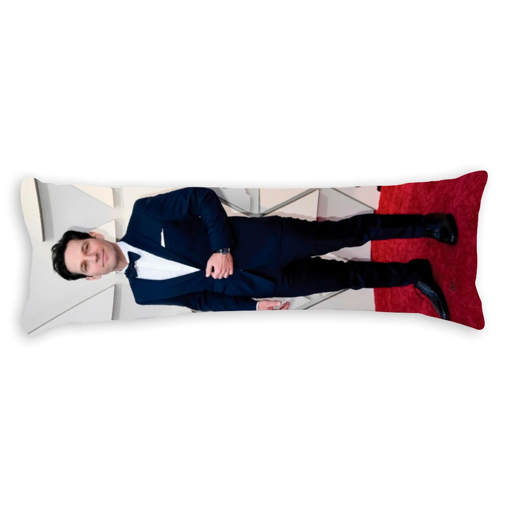 paul rudd pillow