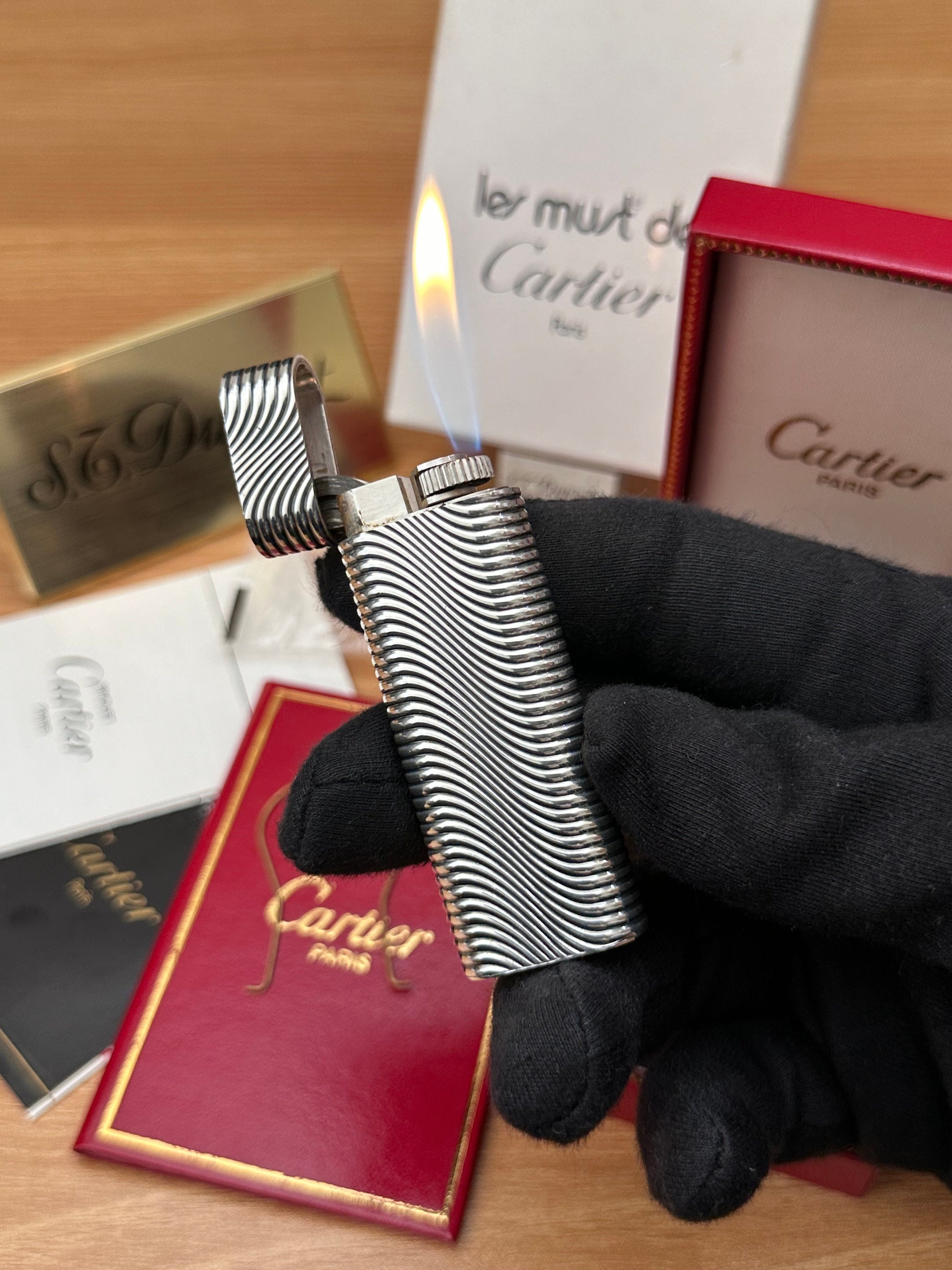 Auction Cartier Feuerzeuge 130: FINE ART ANTIQUES JEWELLERY DREI - Main Image