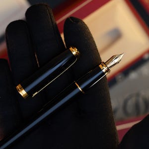 Vintage St Dupont Fidelio Natural Black Lacquer Luxury 14k Solid Gold Fountain Pen