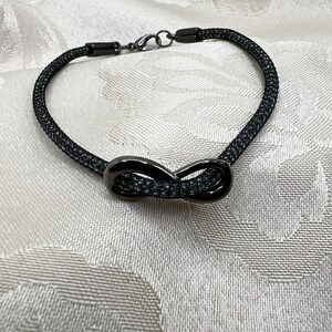 Infinity Silversilk Chain Bracelet Handmade, Black Elegant Unisex Bracelet