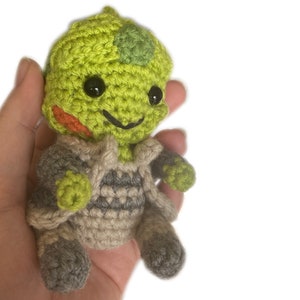 Padrão de boneca de crochê Mass Effect Thane Krios Amigurumi