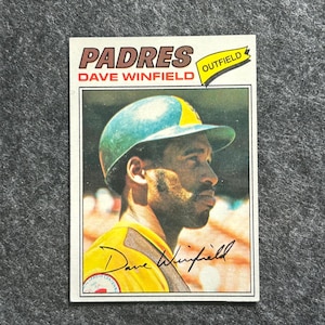 1977 Topps - Dave Winfield - carte n° 390 - état neuf/NM/tranchant - Padres/Twins/Yankees & MLB Legend - Hall of Fame - Belle gemme vintage !!