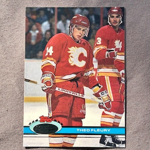 1991 Stadium Club Hockey - Theo Fleury - 3e jaarkaart # 355 - Nieuwstaat - Calgary Flames & Colorado Avalanche Legend - Juweeltje!!