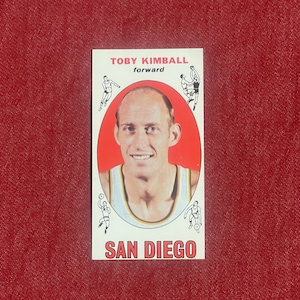 1969-70 Tarjeta de baloncesto Topps "Tallboy" Tony Kimball - # 39 - Mint-NM - San Diego Clippers - Sentado en un grado encantador - ¡Joya vintage!