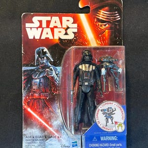 Star Wars - The Empire Strikes Back - Darth Vader - The Force Awakens - 2015 - Hasbro - # 51821 - NIB! - Classic Gem!