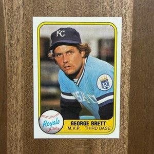1981 Fleer George Brett - Card No 28 - Pristine/Mint/Clean! Condition - Kansas City Royals and MLB Legend - HOF’er - Absolute Vintage Gem!!