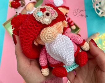 Crochet Painter Gnome Amigurumi Pattern (PDF Pattern)