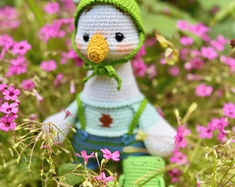 Goose in Frog Costume Crochet PDF Pattern, Amigurumi Goose Tutorial, Costumed Animal Toy