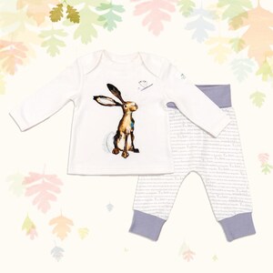 Cadeauset pasgeboren baby: haastop, bijpassende joggingbroek en kaart