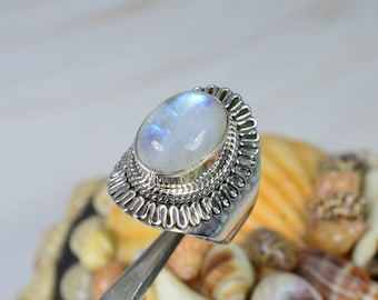 White Rainbow Moonstone 925 Sterling Silver Handmade Ring- Oval Shape Ring - Gemstone Ring- Christmas Gift- Rainbow Moonstone Ring