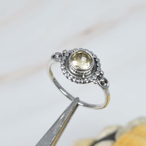 Natural Cut Yellow Citrine 925 Sterling Silver Gemstone Ring ~ November Birthstone Ring ~ Round Shape ~ Gift For Her