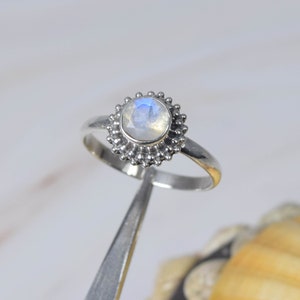 Cut Rainbow Moonstone 925 Sterling Silver Gemstone Ring ~ Handmade Jewelry ~ June Birthstone ~ Round Ring ~ Designer Ring ~ Gift For Her
