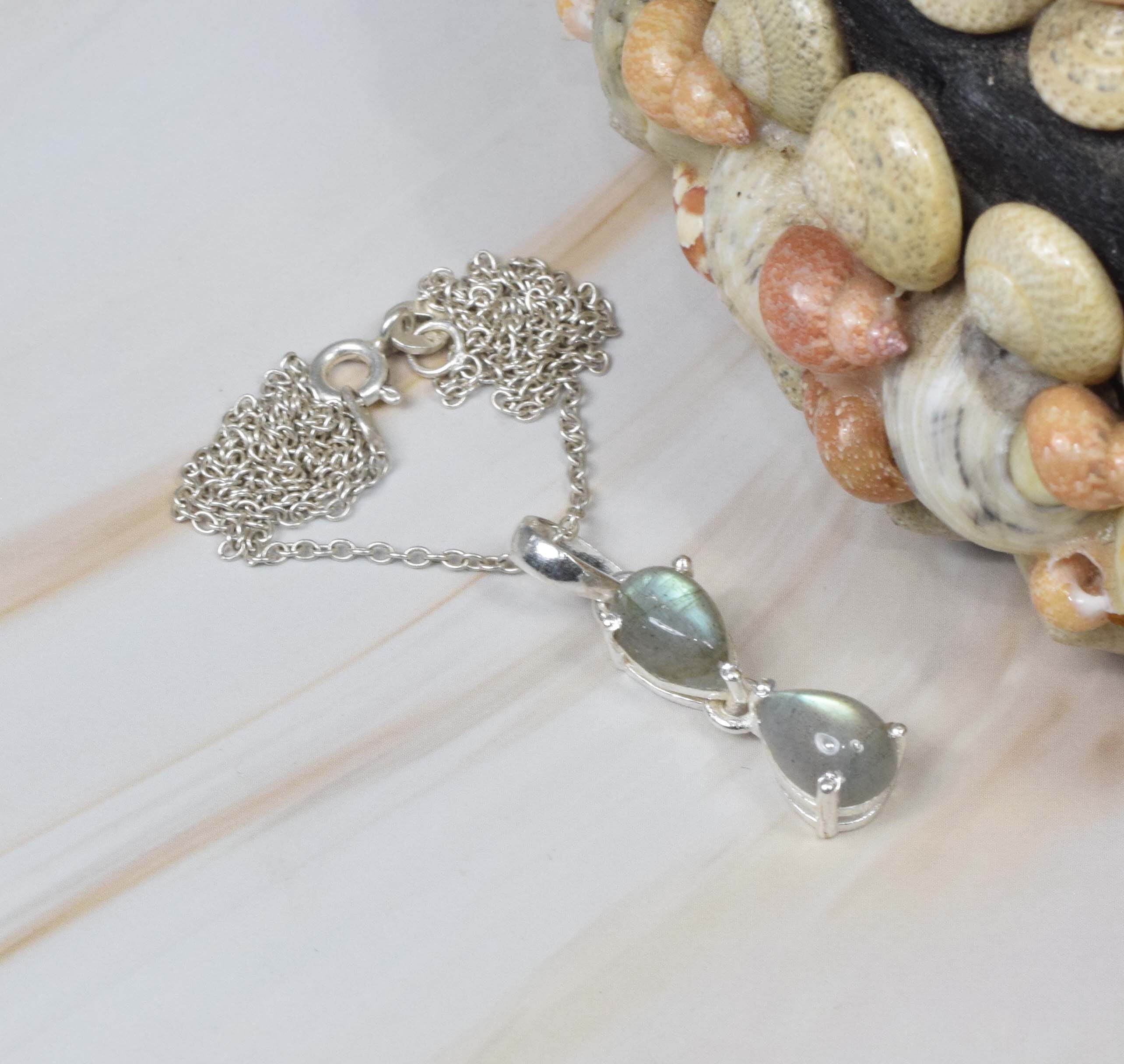 Labradorite Necklace in 925 Sterling Silver - Crystal Of A Kind