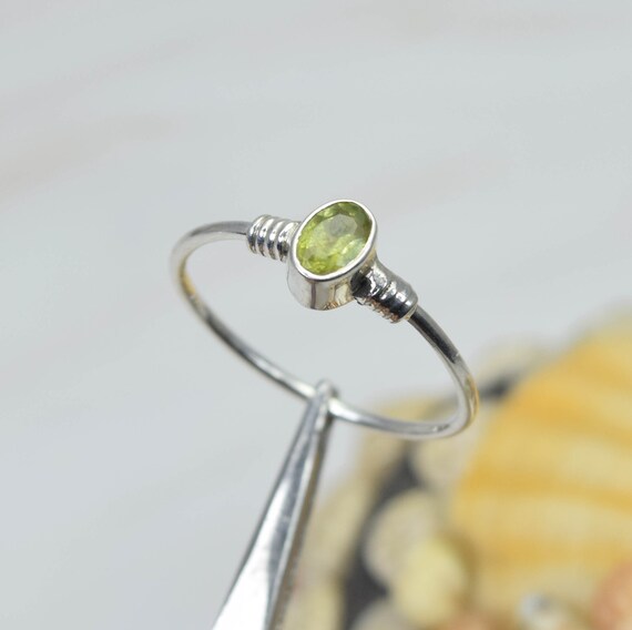 925 Sterling Silver FACETED GREEN PERIDOT GEMSTONE Ring Any Size CHRISTMAS EVE 