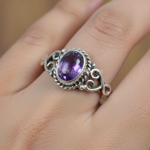 Ovaler Amethyst-Ring: 925 Sterlingsilber, Februar Geburtsstein
