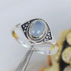 Blue Chalcedony 925 Sterling Silver Ring