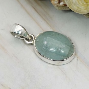 Colgante de plata de ley con aguamarina: collar bohemio con piedras preciosas ovaladas