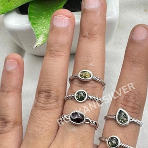Green Baltic Amber Ring: Handmade 925 Sterling Silver Gemstone image 1