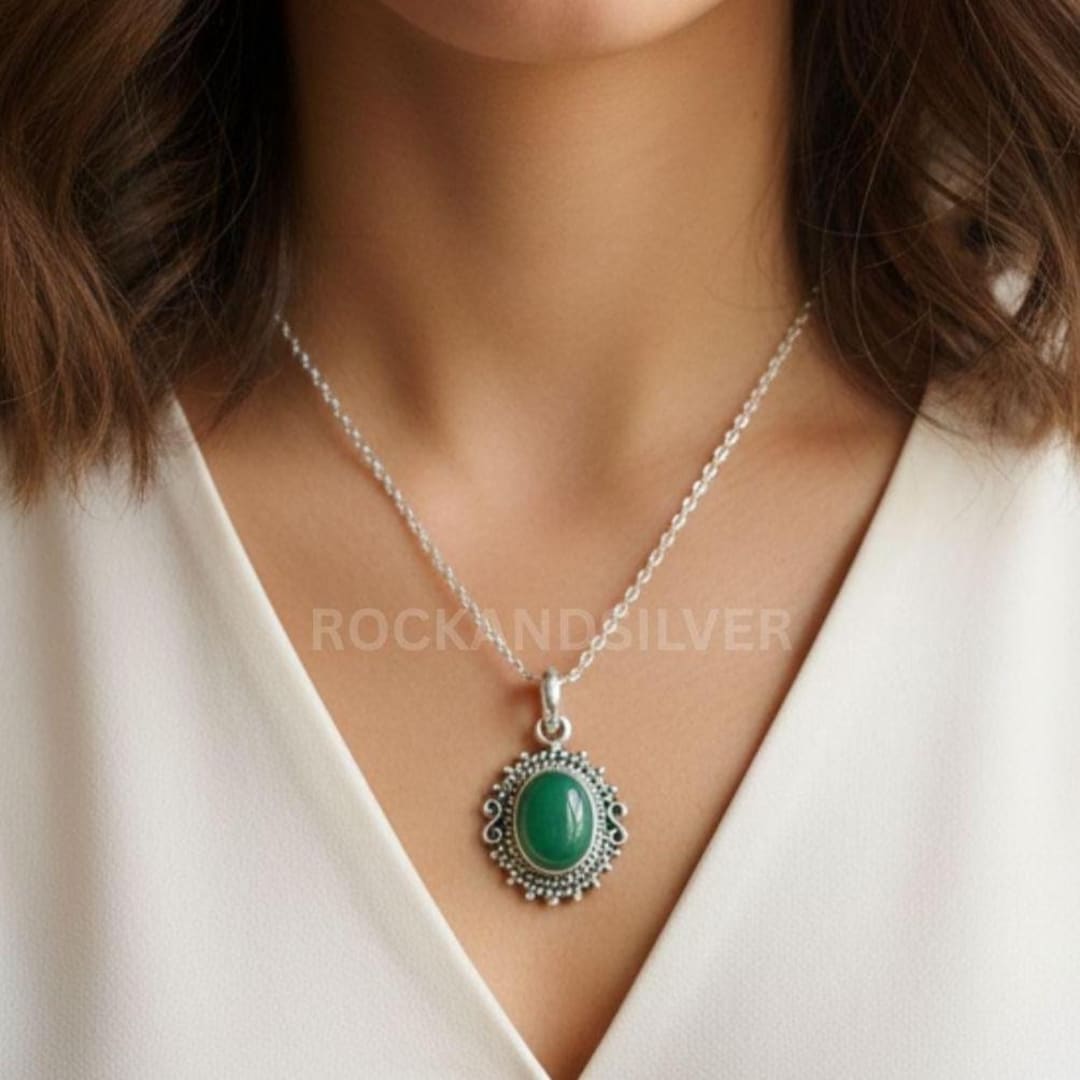 Green Onyx Sterling Silver Pendant Necklace: Handmade Oval