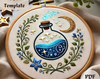 Peut inclure: Art de broderie sur un cercle représentant un flacon en verre bleu rempli d'un liquide bleu tourbillonnant et d'étoiles dorées. Le flacon est entouré de feuilles vertes et de fleurs bleues. Un croissant de lune se trouve dans le coin supérieur droit du cercle.