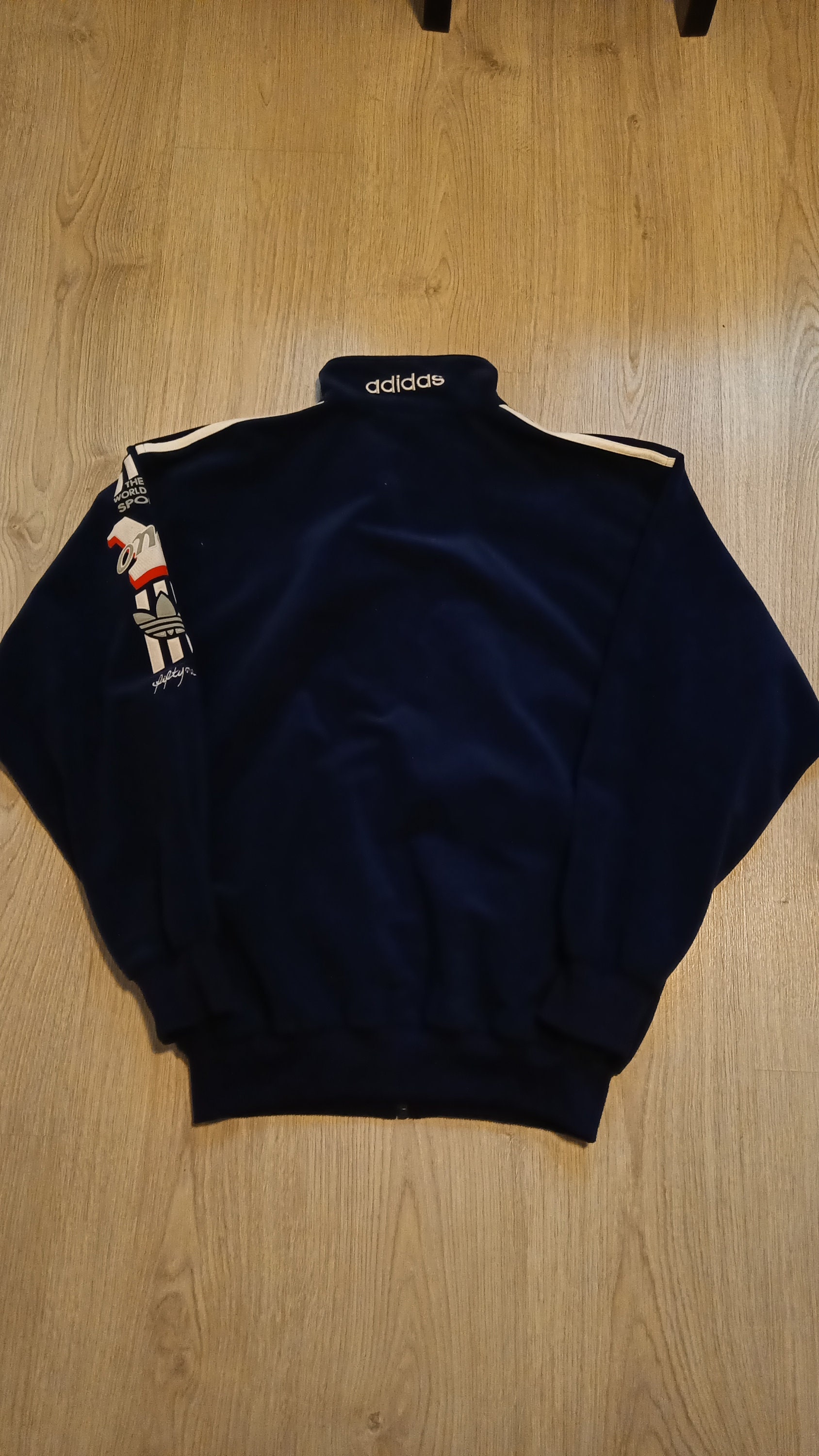 90s 80s Adidas One World Track Jacket S / M Ptp 54 Cm 90s 80s Adidas One World Track Jacket S / M Ptp 54 Cm