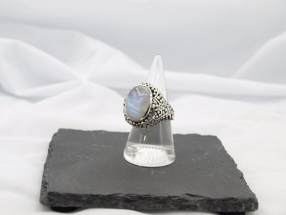 Magnificent Solid Sterling Silver Ring set with a… - image 2