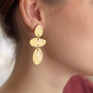 Statement earrings made of polymer clay KIESELTRIO 24 carat gold leaf handmade, unique earrings ear studs Fimo