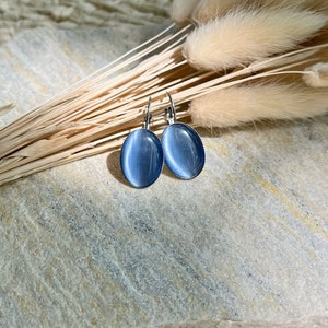 Cateye Cabochon 13 x 18 mm in stainless steel brisur silver blue