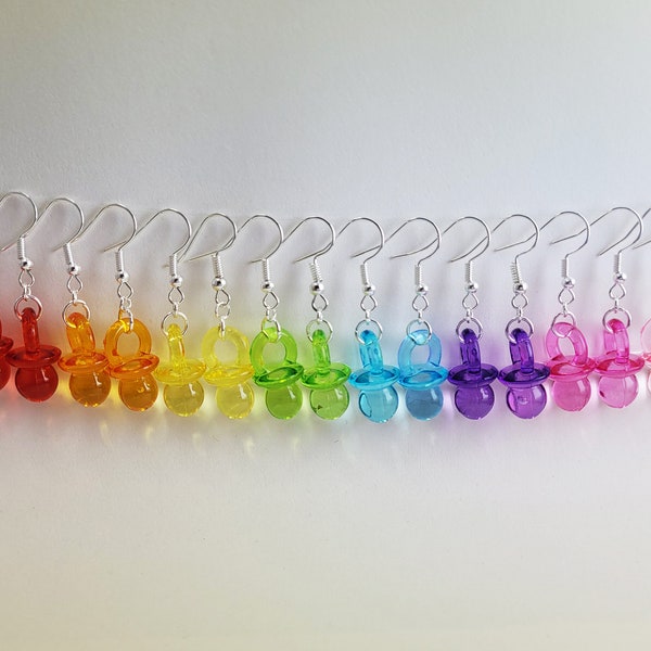 Boucles d'oreilles tétine en plastique nostalgie rétro des années 90 (une paire) | Pendants d'oreilles néon colorés | Tendances de la mode des années 90