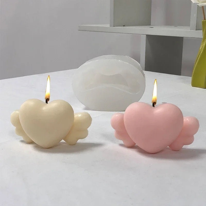 WINGED HEART <br>NOVELTY CANDLE<br>MOLD (4 HT, 9 .5 oz)