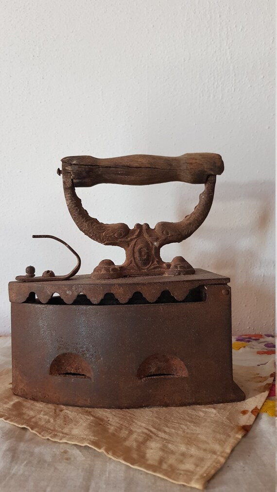 Vintage Charcoal Flat Iron Coal Iron Cast Iron Antique Coal Etsy