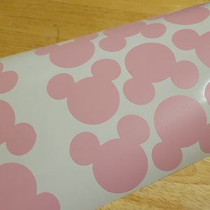 12 Pink Minnie Mouse vinyl stickers, head for cups or party favors, wall decor