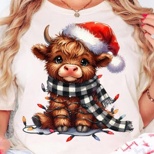 クリスマス ライト ハイランド カウ PNG、クリスマス昇華デザイン、クリスマス PNG、かわいいハイランド カウ クリスマス昇華シャツ デザイン