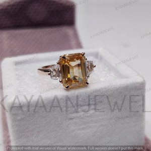 Vier Zinken 2.20 Champagner Smaragdschliff Diamant Verlobung Ehering in 925 Sterling Silber, Geschenk für Frauen, Drei-Stein-Ring, Damenringe