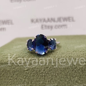 2.10ct Blue Oval cut Sapphire Engagement Ring in 925 Sterling Silver, Three Stone Ring, Sapphire Ring, Antique Engagement Ring, Rings, Gifts