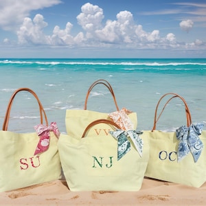 Custom Bridesmaid Gift Bag, Custom Text Tote, Embroidered Floral Tote Bag, Bachelorette Gifts, Personalized Embroidered Monogram Beach Tote