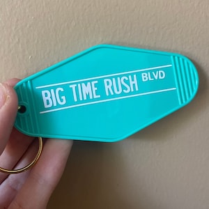 Big Time Rush Motel Keychain
