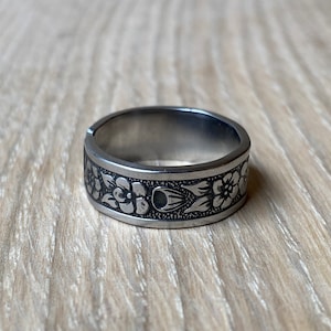 Antique Floral Silver Spoon Ring | &quot;Dominica&quot;