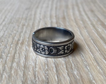 Antique Floral Spoon Ring | Vintage Silverware Spoon Ring | Silver Spoon Ring | Upcycled Silverware | SilverWearSilas