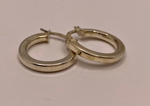 Vintage 925 Sterling Silver Hoop Earring!!! - image 5