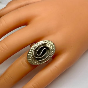 Vintage Large Hammered 925 Sterling Silver Spiral Ring!!! Size 8