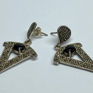 Vintage 925 Solid Sterling Silver Marcasite And   Black Onyx   Drop Push Back  Earrings