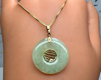 Vintage 585 14K Yellow Gold and Green Jade Longevity Symbol Disc Pendant