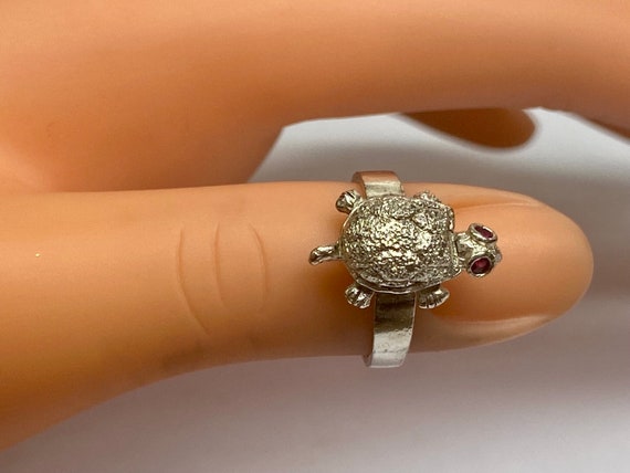 Vintage 925 Sterling SilverTurtle  Ring With Movi… - image 2