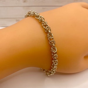 925 Amberta Sterling Silver 4.3 mm Byzantine Chain Women&#39;s Bracelet