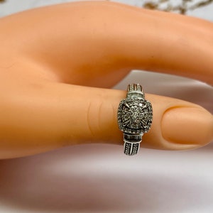 Beautiful JWBR 925 Sterling Silver & Diamond Accents  Ring !!! Size 6 1/4