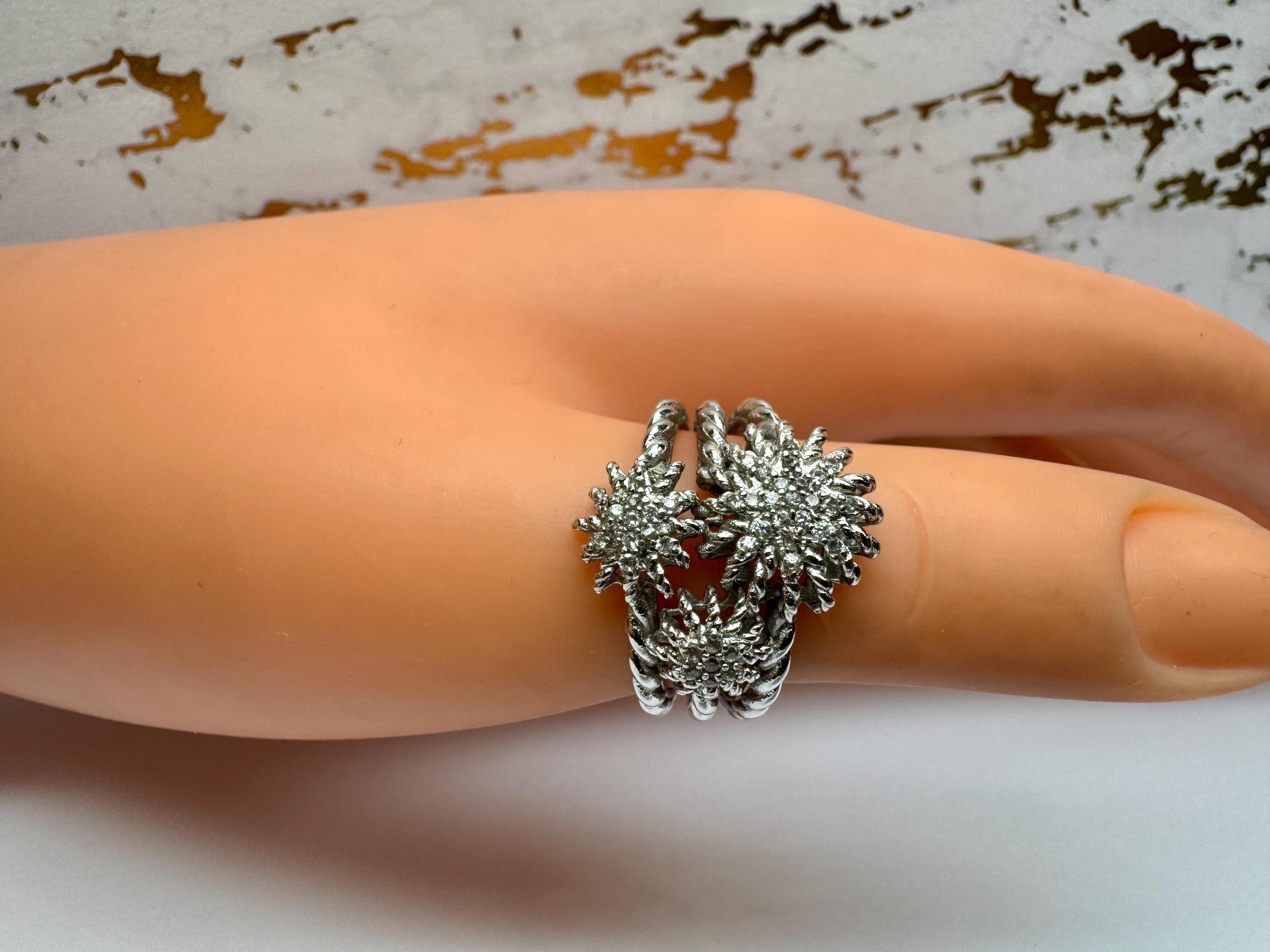 【STING925】 SR_43 RING Vintage 925 Sterling Silver Triple Starburst White Cz Ring