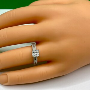925 Sterling Silver And White Cz Engagement /Wedding Ring