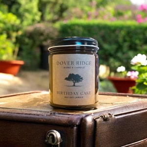 Geburtstagskuchen | Handgemachte Duftkerze Sojawachs | Land inspiriert | 245g